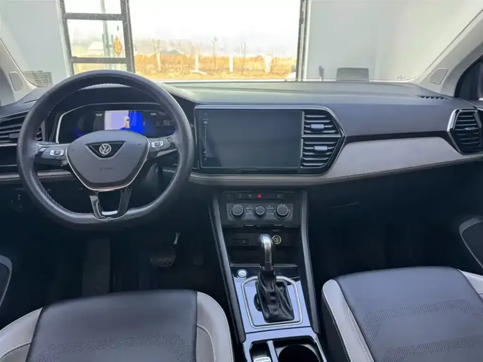 Jetta VS7