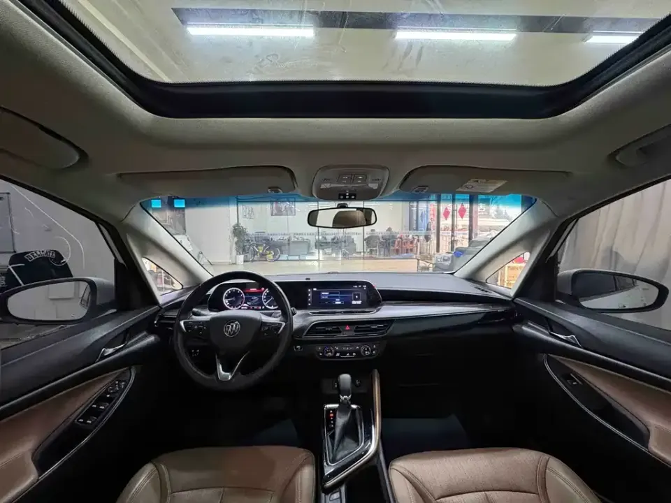 Buick GL6