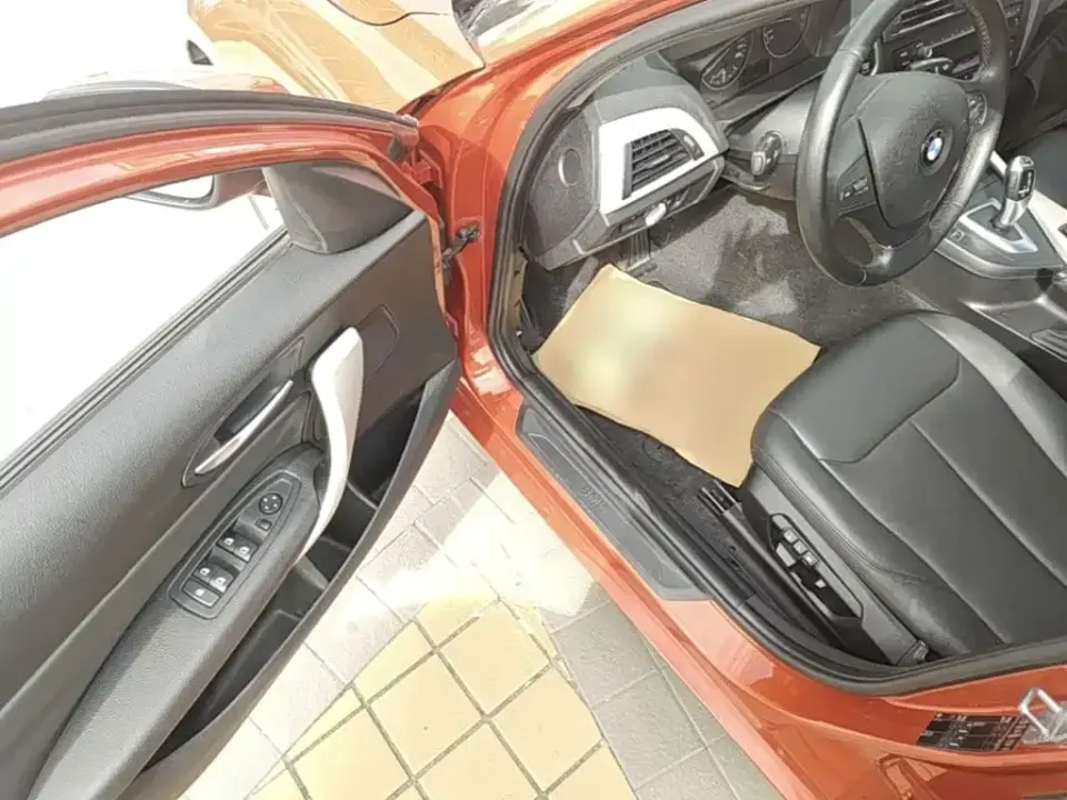 BMW 1 Series (Import)