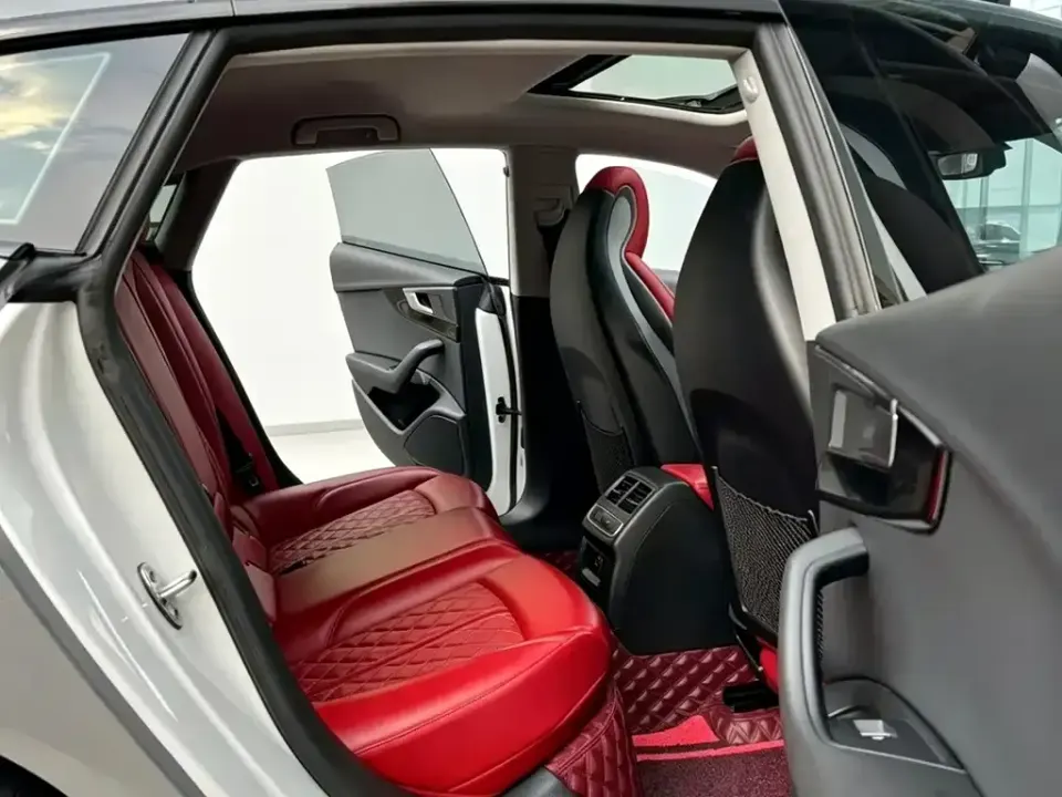 Audi A5 (Import)