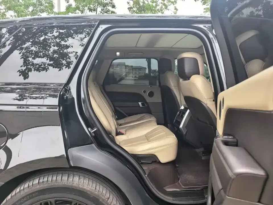 Land Rover Sport PHEV