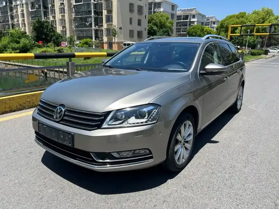 Volkswagen Magotan (Import)