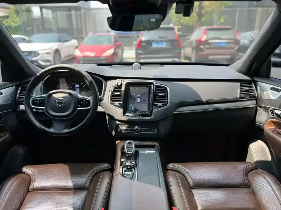 Volvo XC90 PHEV
