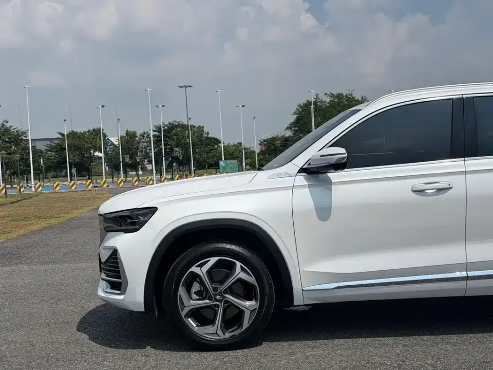 Geely Xingyue L