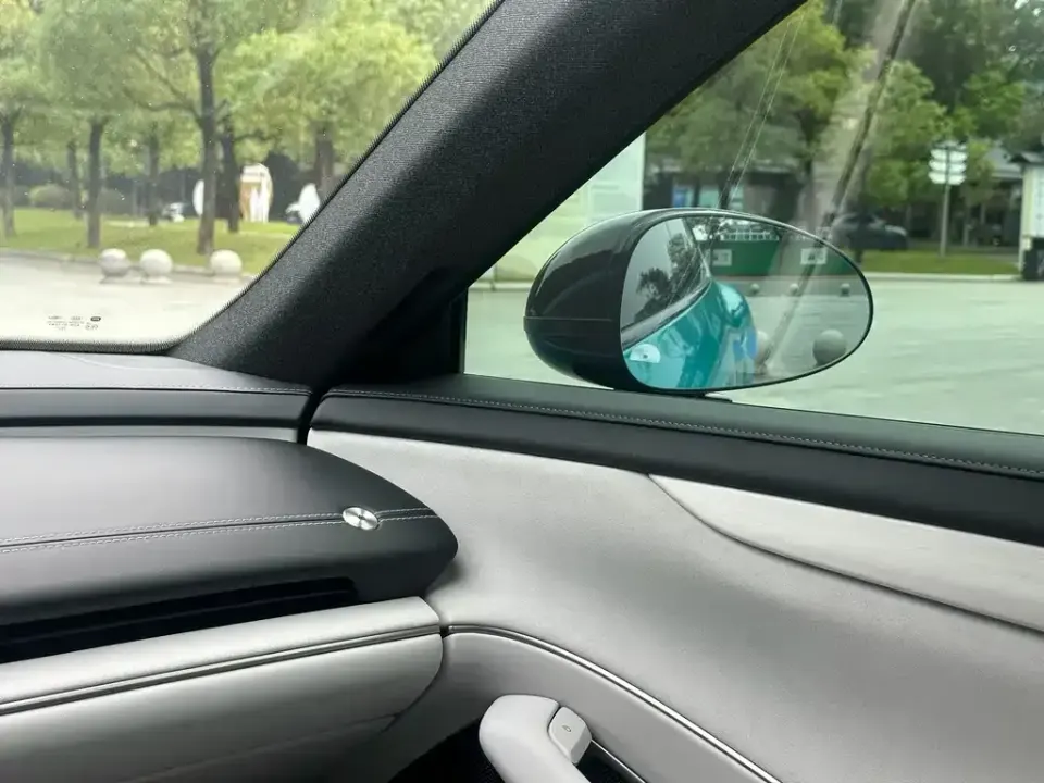 Xiaomi SU7