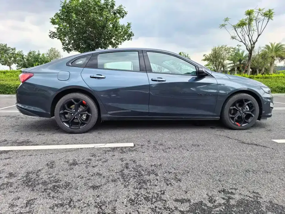 Chevrolet Malibu XL