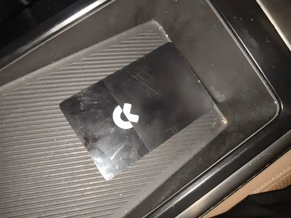 Nio ES8