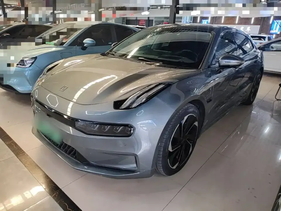 Zeekr 001