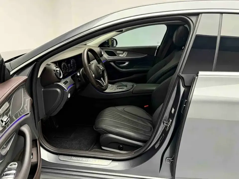 Mercedes-Benz CLS
