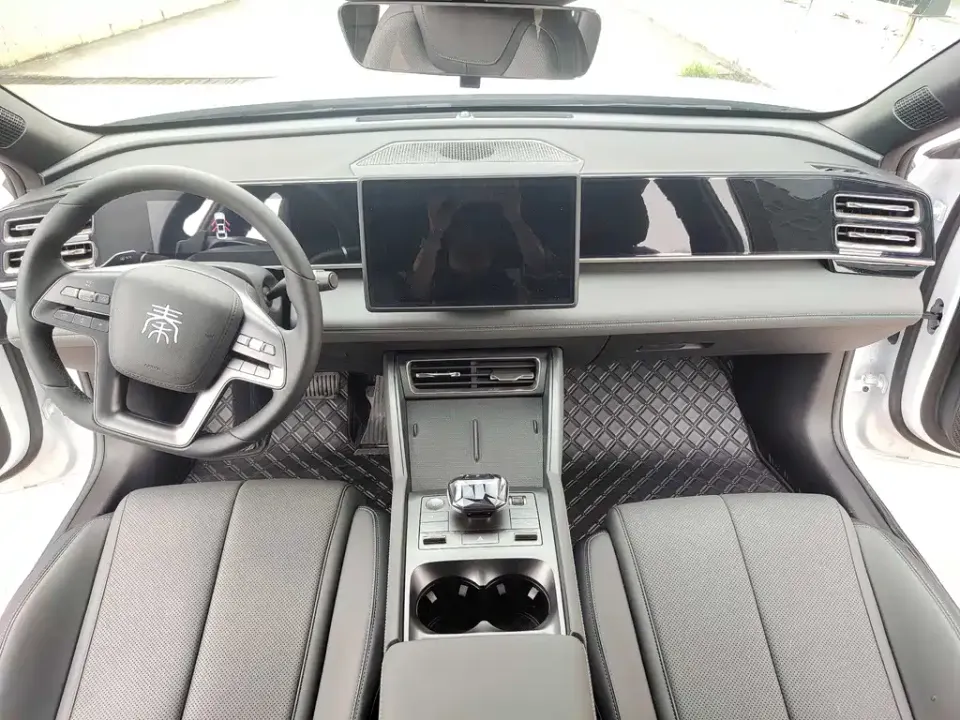 BYD Qin L