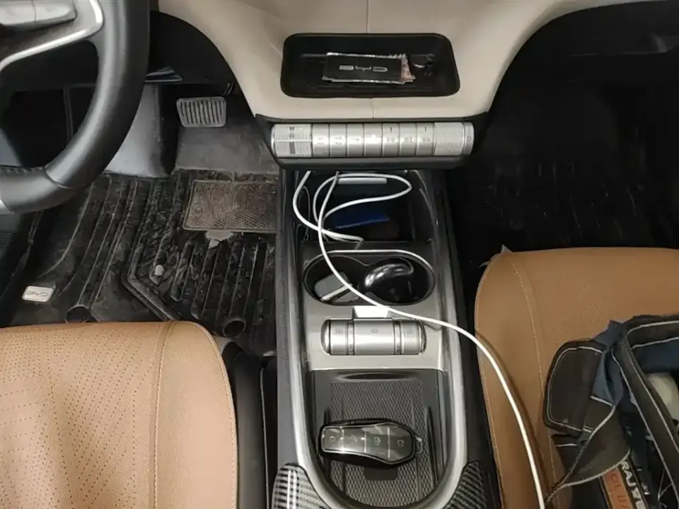 BYD Dolphin