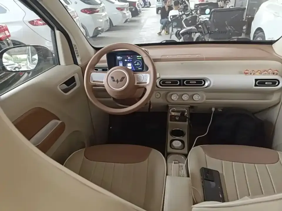 Wuling MINIEV