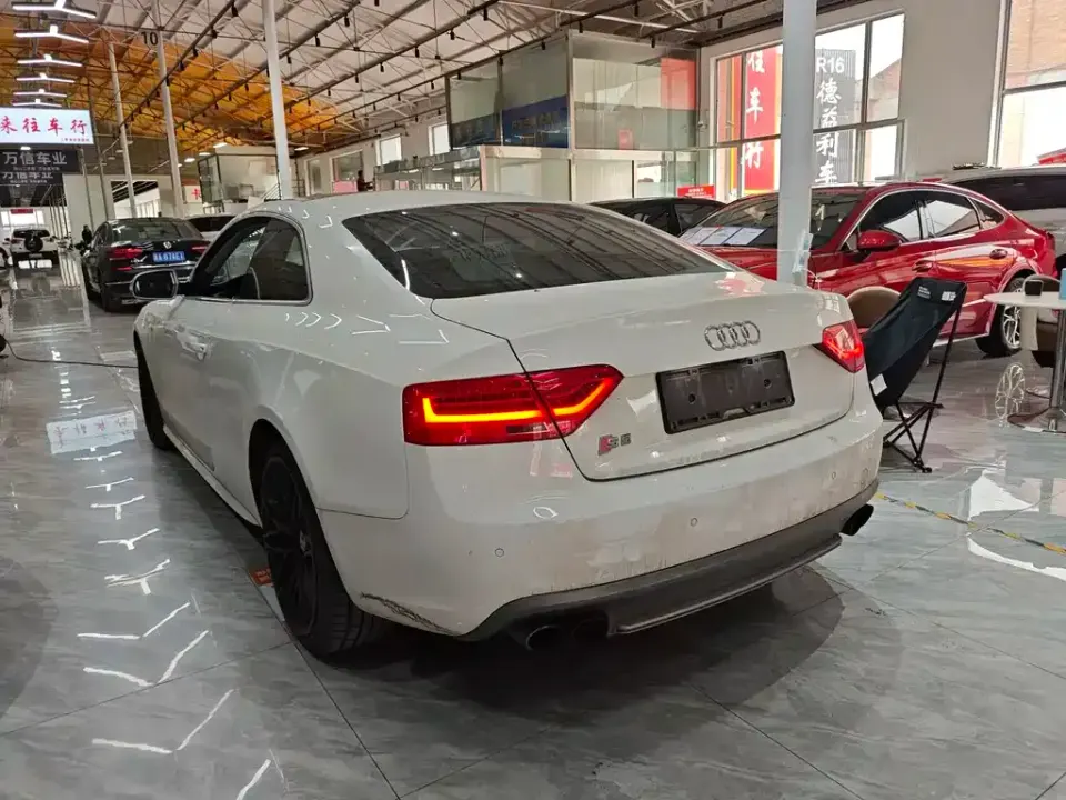 Audi A5 (Import)