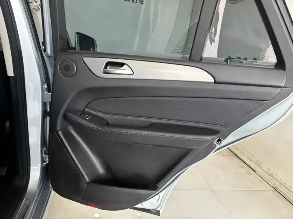 Mercedes-Benz GLE (Import)