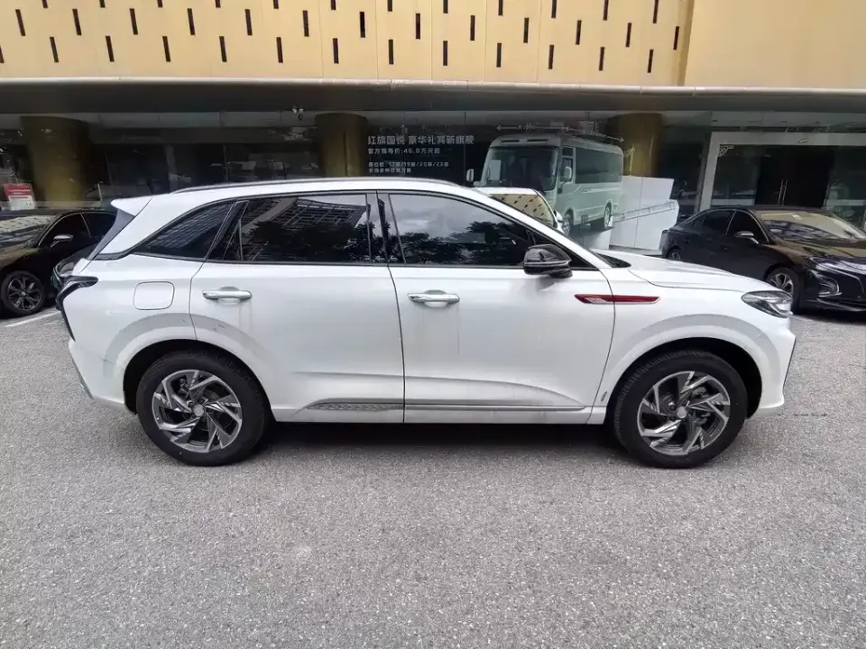 Hongqi Hongqi HS3 PHEV