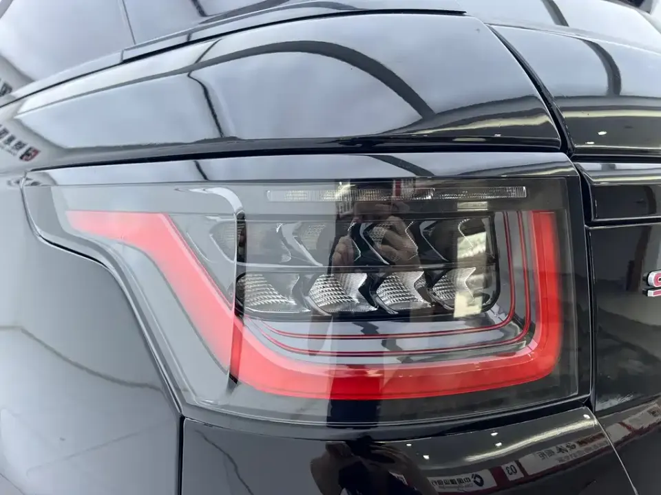 Land Rover Sport