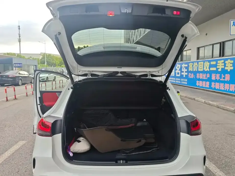 Mercedes-Benz GLA AMG