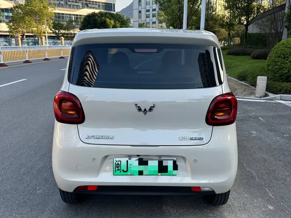 Wuling MINIEV