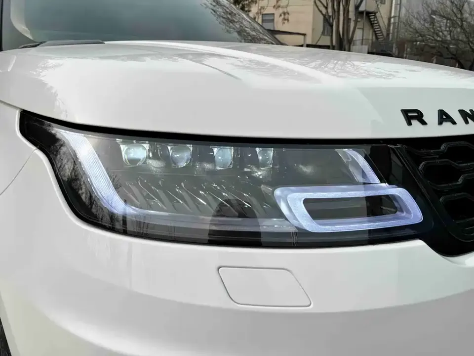 Land Rover Sport