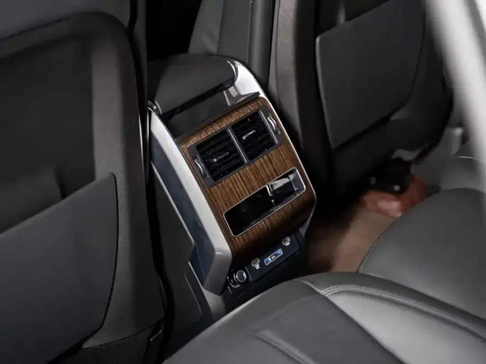 Land Rover Sport PHEV