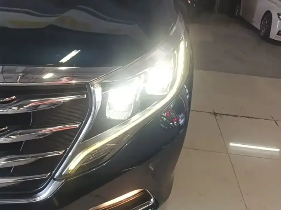 GAC Trumpchi M8