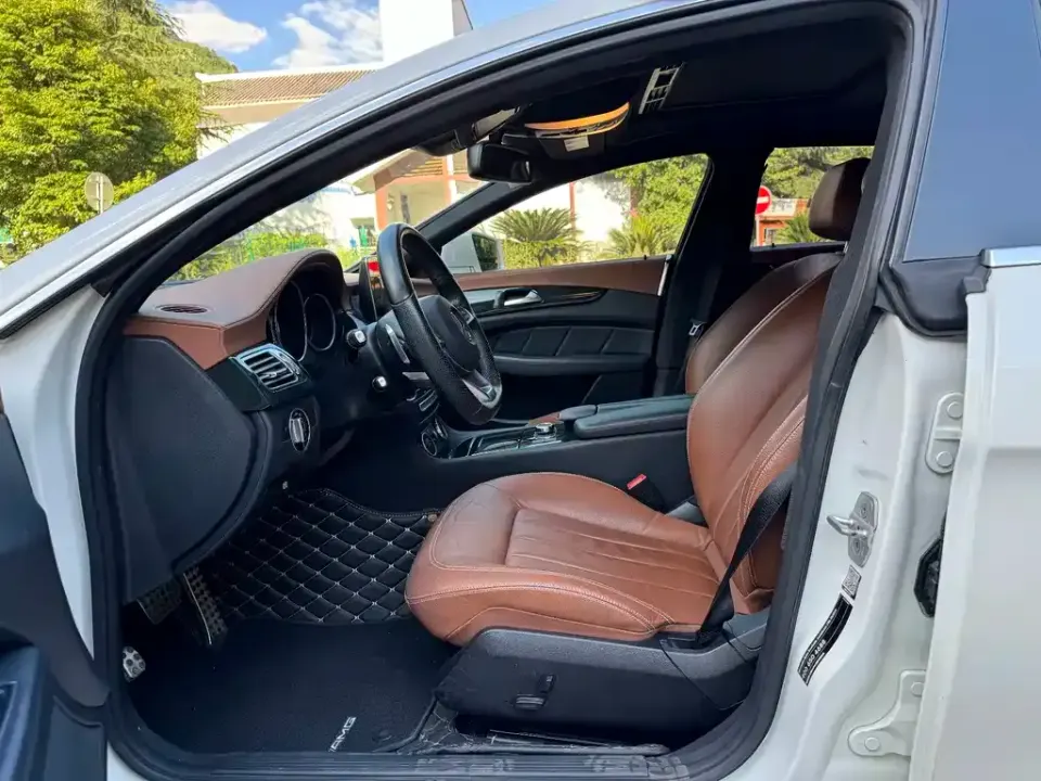 Mercedes-Benz CLS