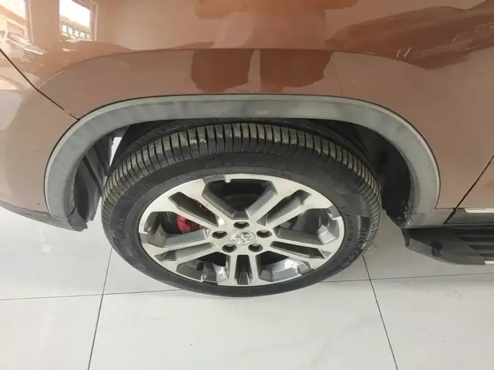 BAIC Senova X35