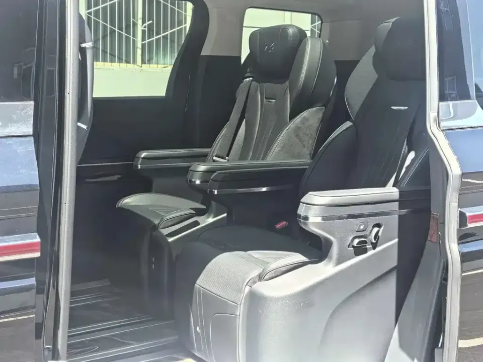 Hongqi Hongqi HQ9