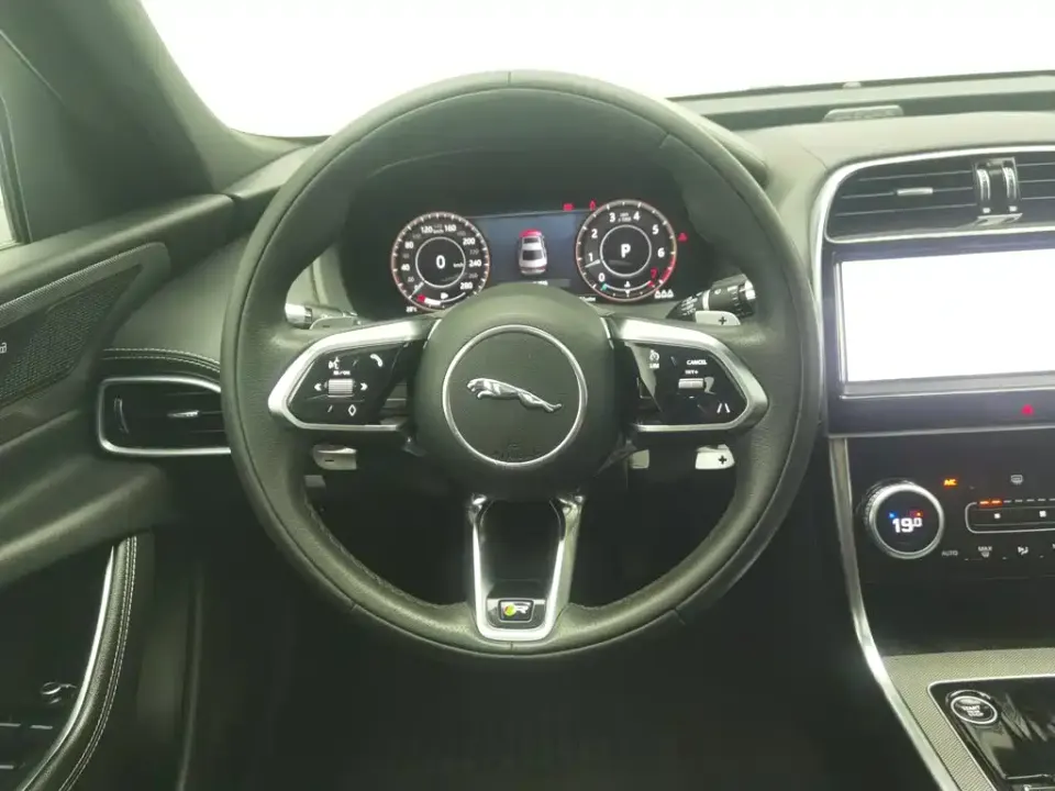 Jaguar XEL