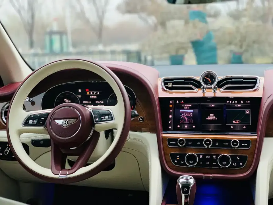 Bentley Bentayga