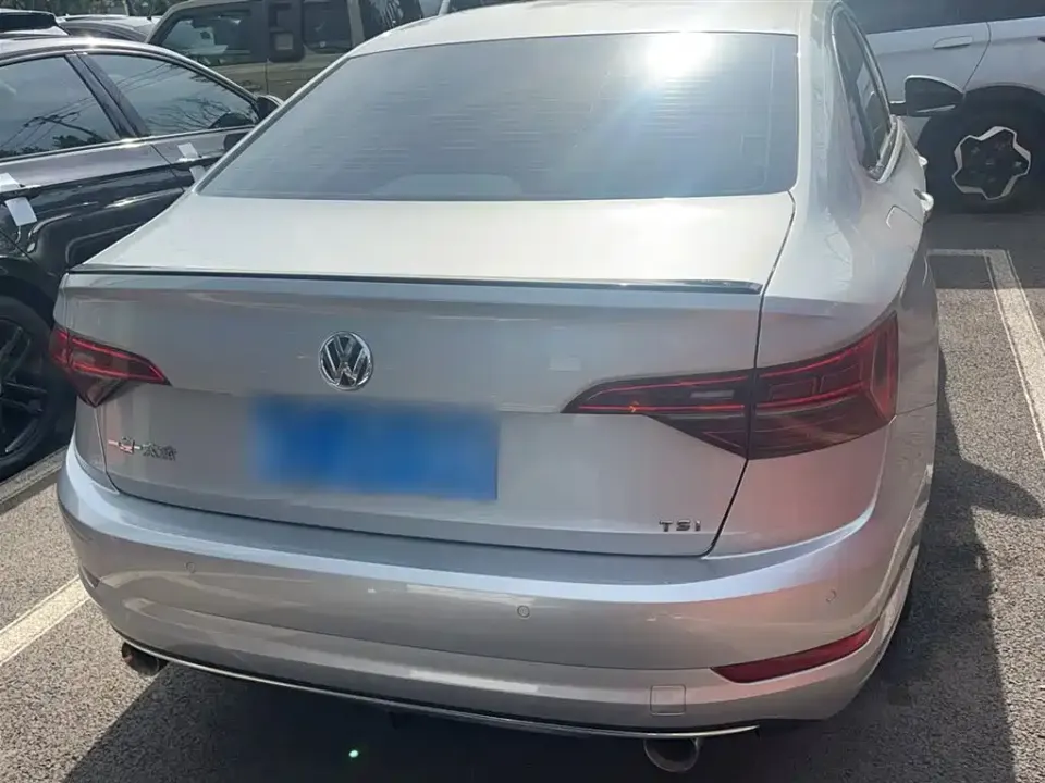 Volkswagen Sagitar