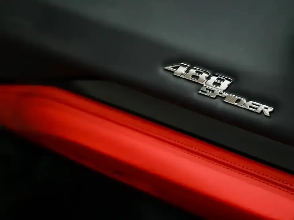 Ferrari 488