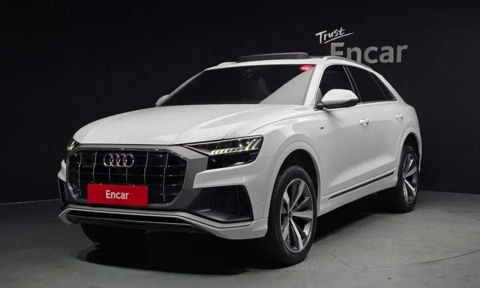 Audi Q8