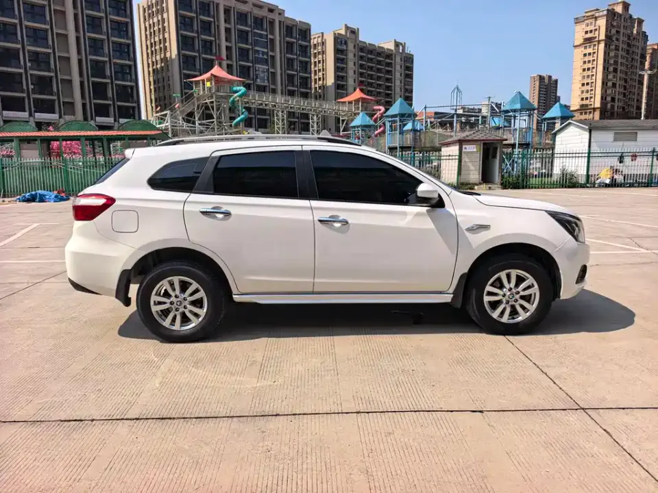 Venucia T70