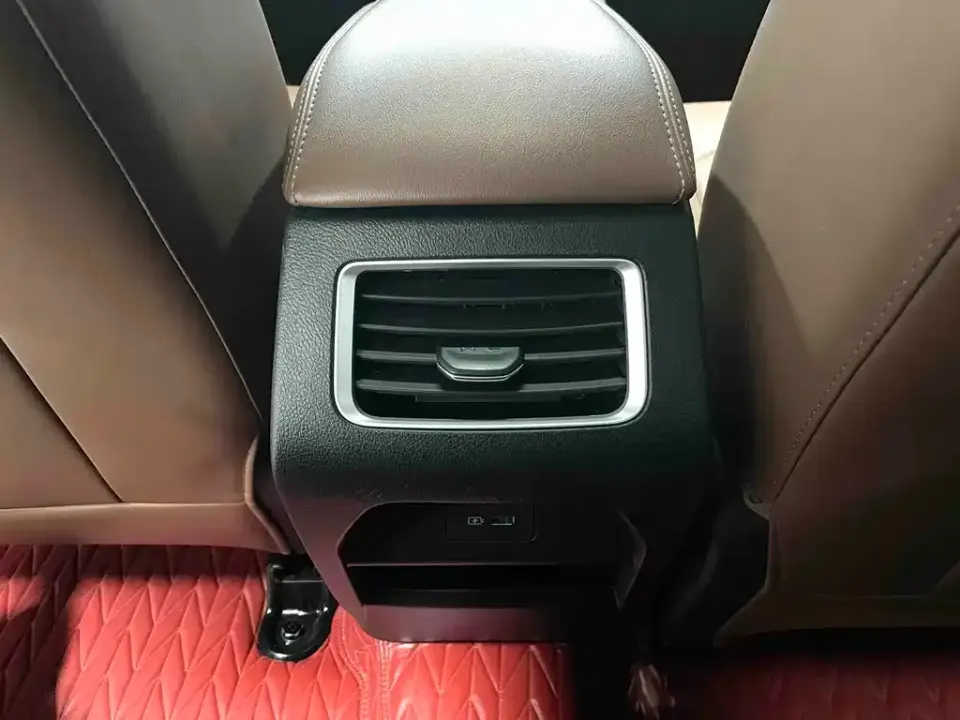 Geely Vision X6