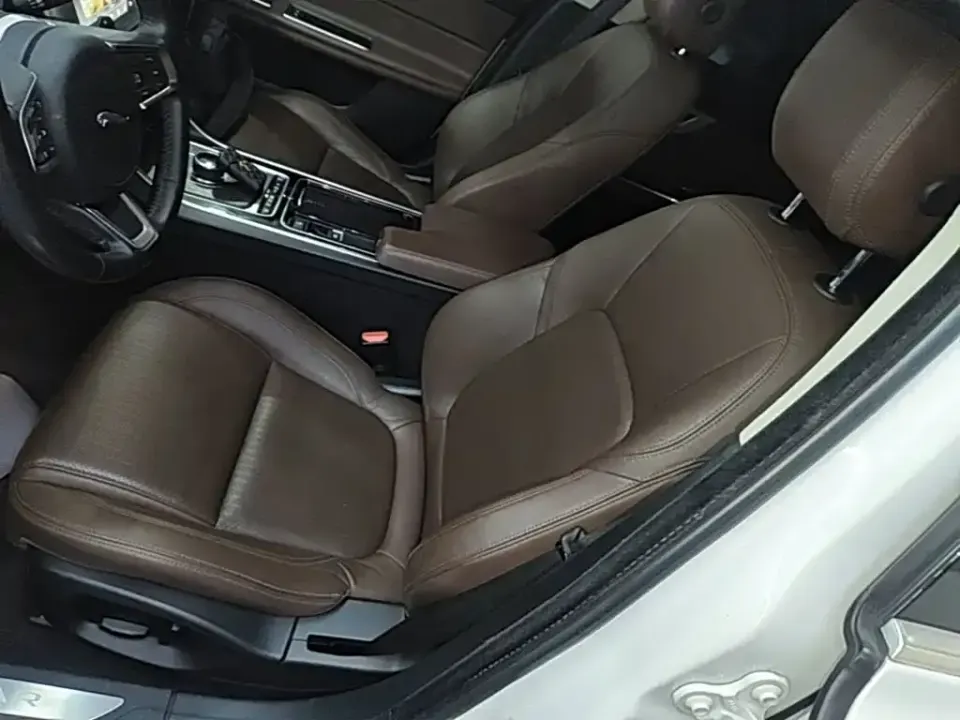 Jaguar XFL