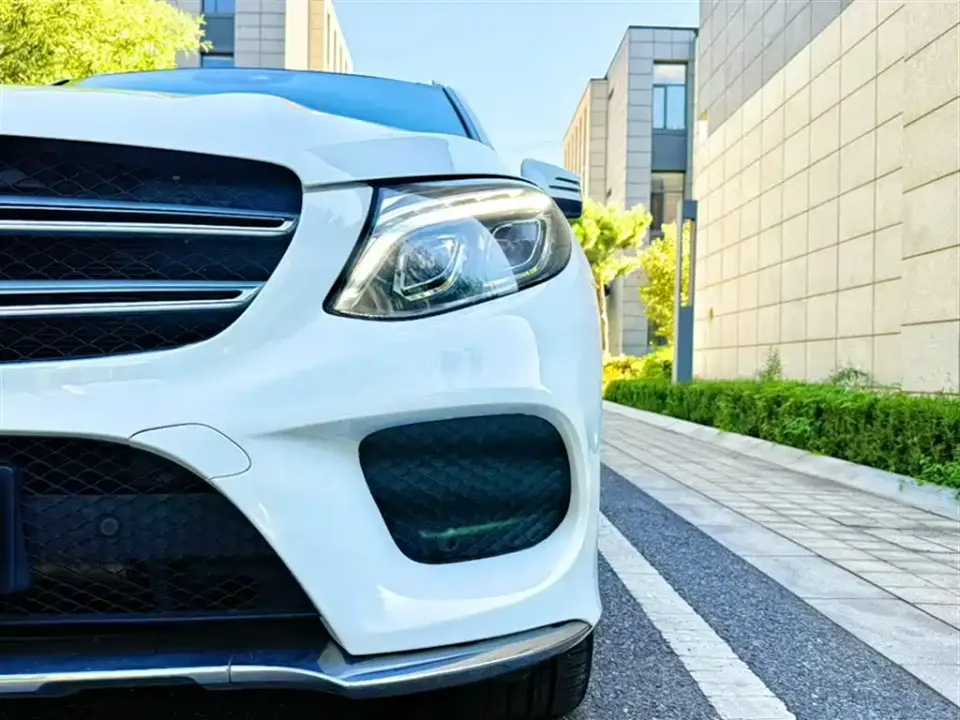 Mercedes-Benz GLE (Import)