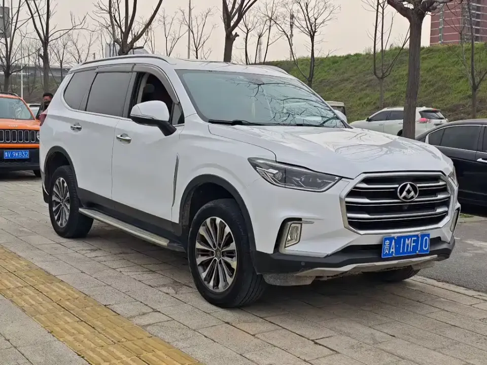 Maxus D90