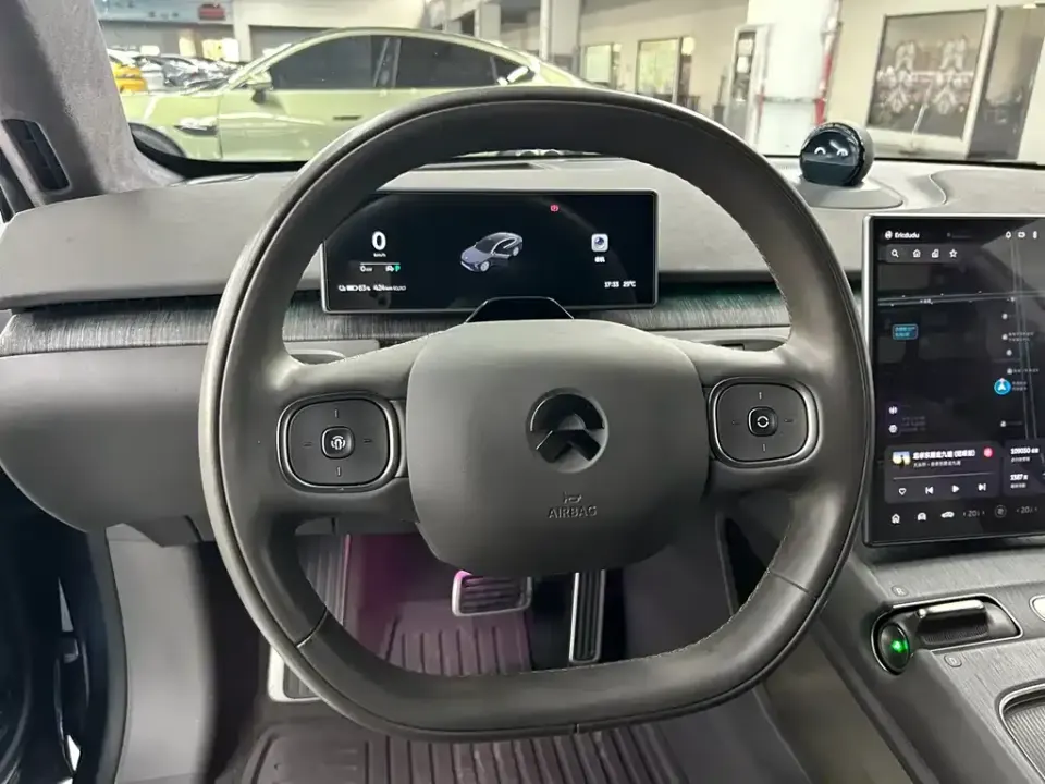 Nio ET7