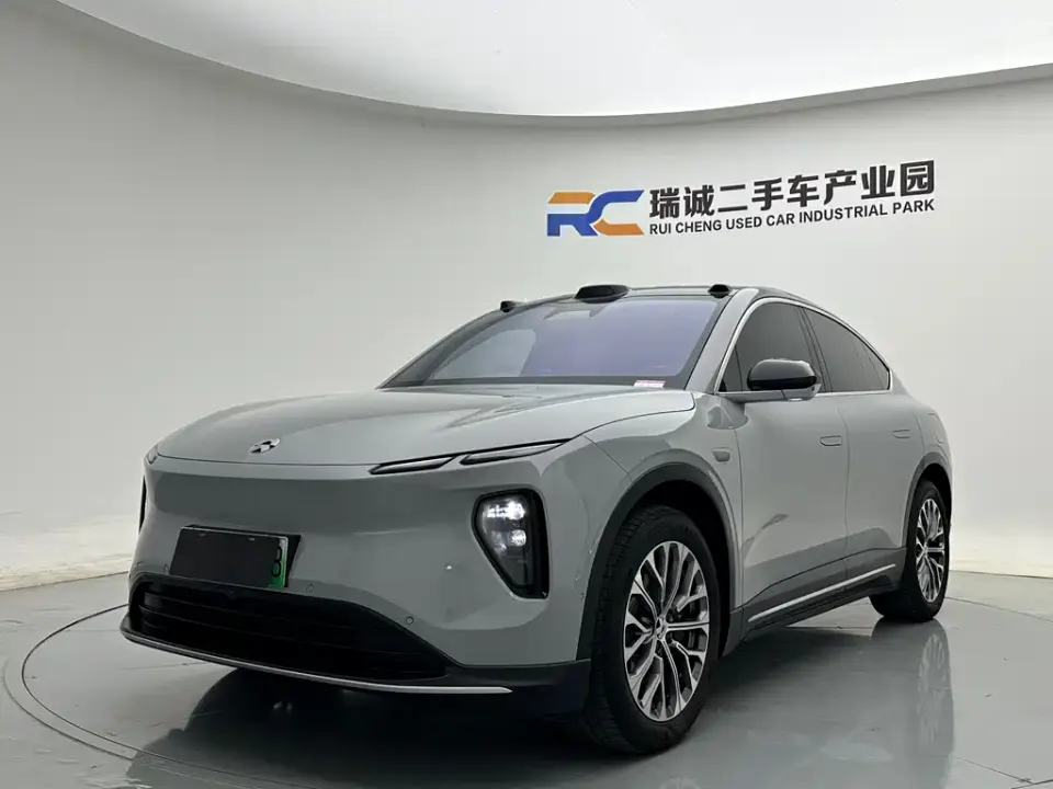 Nio EC6