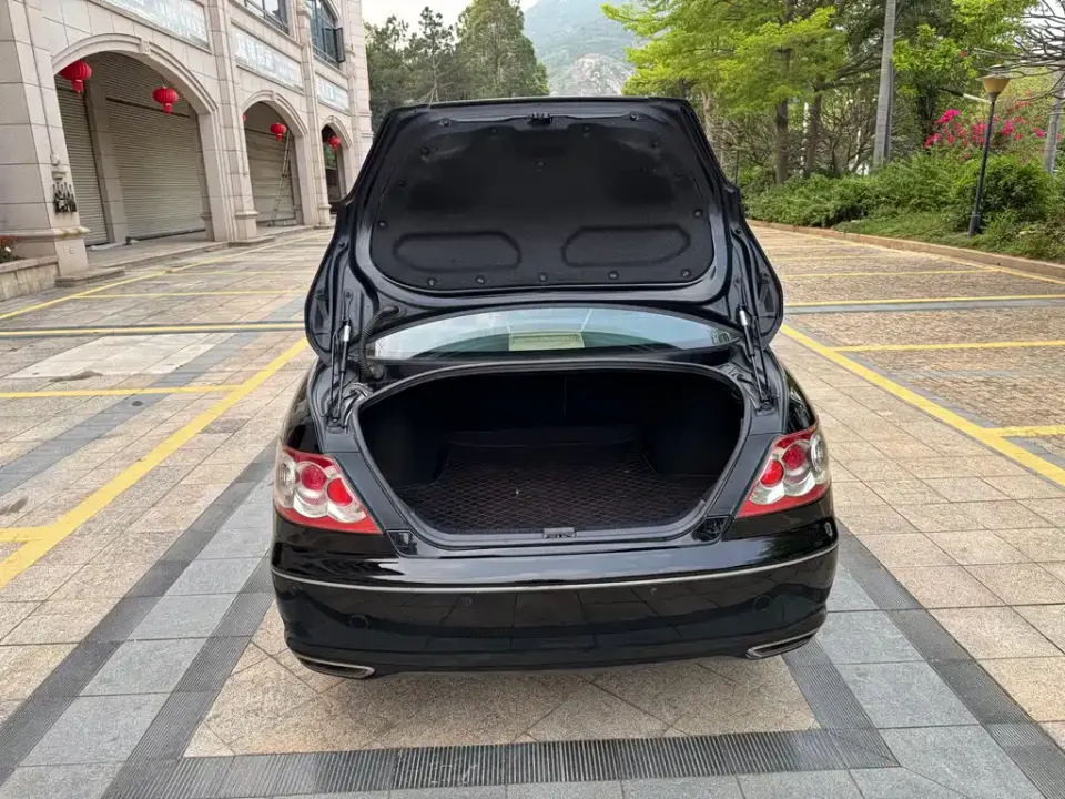 Toyota Reiz