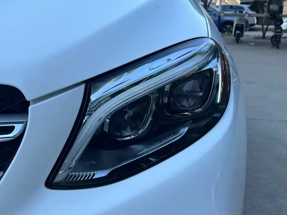 Mercedes-Benz GLE (Import)