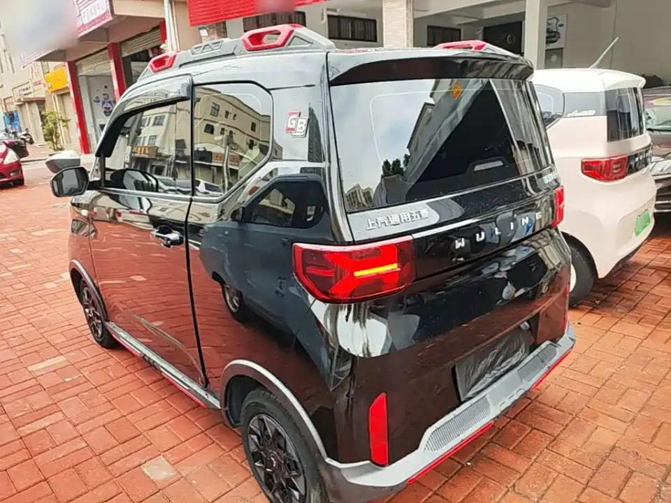 Wuling MINIEV