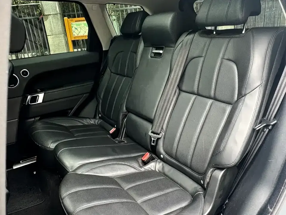 Land Rover Sport