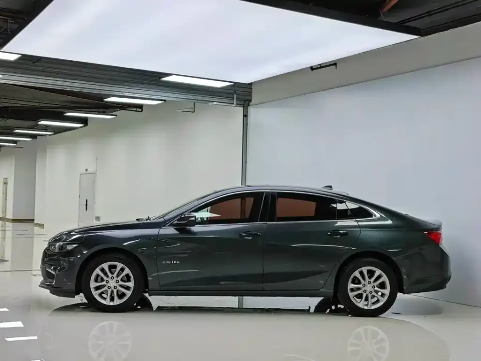 Chevrolet Malibu XL
