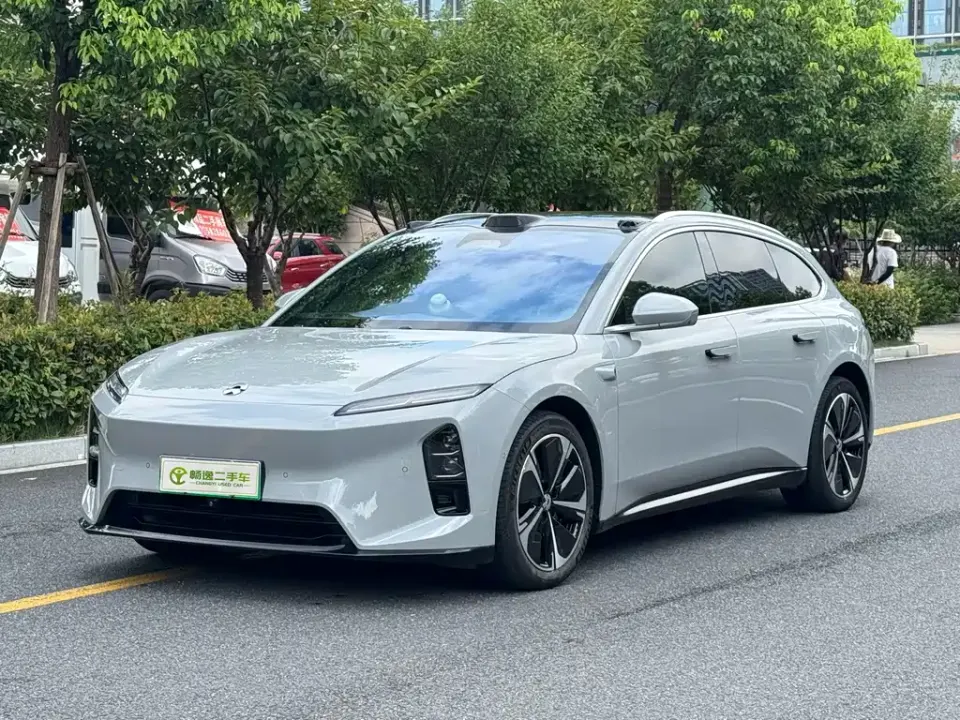 Nio ET5T