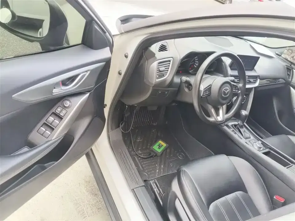 Mazda CX-4