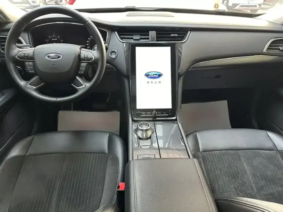 Ford Taurus