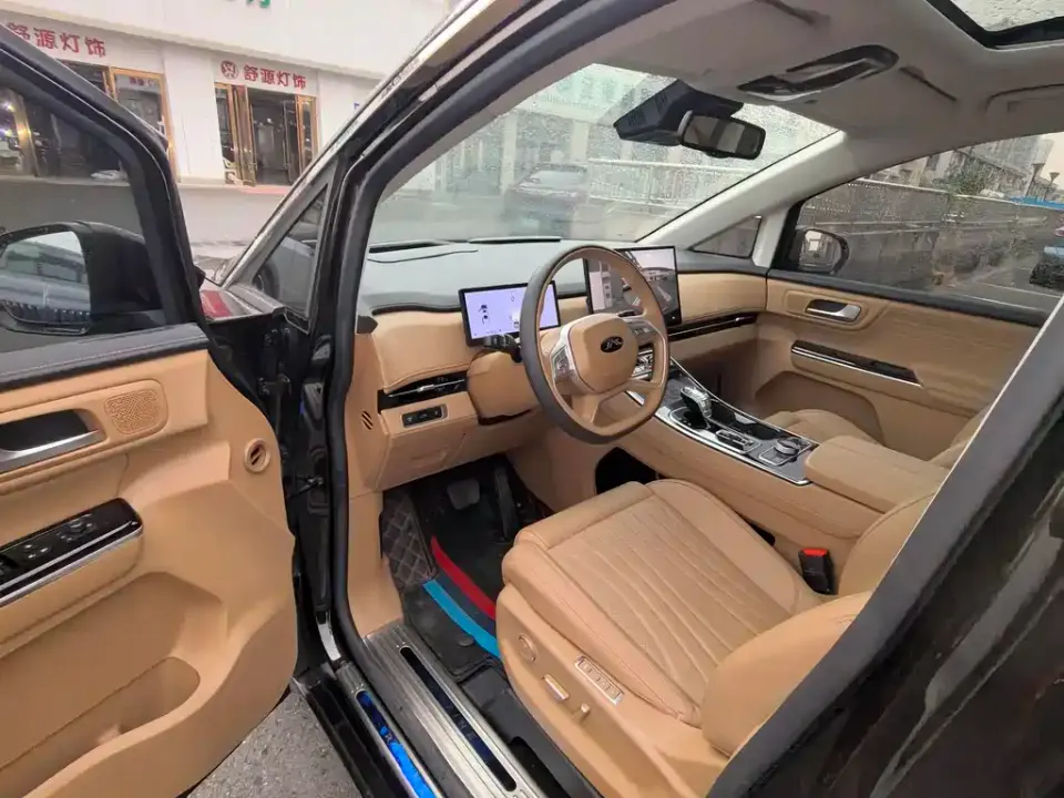 JAC Refine Refine RF8 PHEV