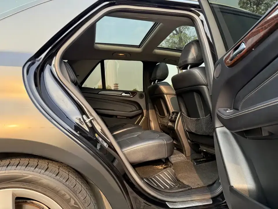 Mercedes-Benz M-Class
